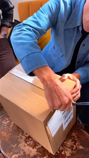 💿 Our self-titled record is OUT NOW on CD and Vinyl! Here’s a clip of us seeing the record for the first time. It’s always a surreal moment, holding the music we spend many days and nights working on in our hands. We couldn’t be more proud of how it turned out and can’t wait for you all to get to enjoy it yourselves very soon! If you aren’t in the mood to break out your Walkman, the first EP from the record, including two new songs, just dropped on streaming as well! The full album is out every