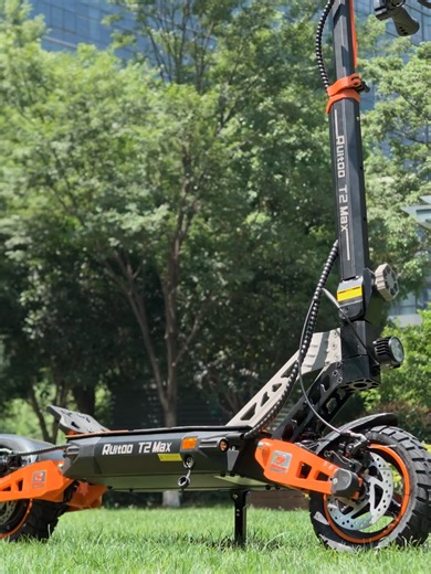 La trottinette électrique Ruitoo est un choix incontournable pour les déplacements en trottinette électrique en extérieur.#electricscooter #escooter #urbanmobility #commuting #tiktokmademebuyit #scooters #kukirin #RUITOO #EScooter #RideSafe #fyp