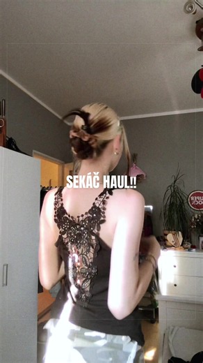 Sekáč haul: co jsem koupila za 300 Kč — thrift haul 2026