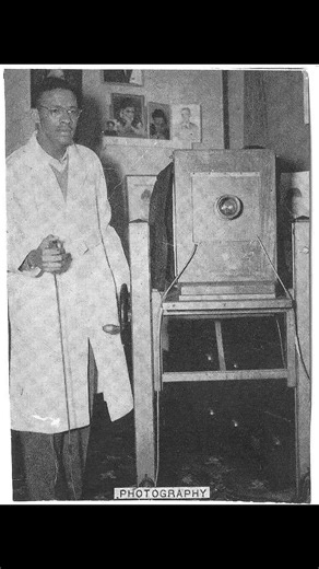 Moneta J. Sleet Jr., who taught at Maryland State College in the late 1940s, is believed to be the 1st African-American to win journalism's coveted Pulitzer Prize for his photo of Coretta Scott King grieving at her husband’s 1968 funeral. https://bit.ly/3nJG49h 📷 #blackhistory365 This month is dedicated to #Fathers #FatherFigures #menteaching #menleading #blackartists #athletes #blackprofessionals #fy | Black Table Talk