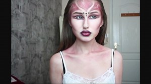 'Alien Girl' Makeup Tutorial