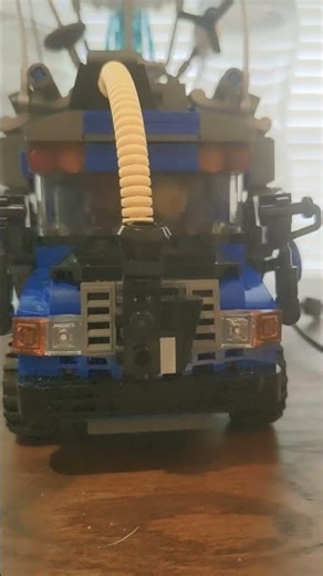 Lego Battle bus