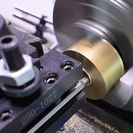 Blondihacks on Instagram: "A new Blondihacks video is up! This week I’m showing how easy internal threading can be, even for beginners. Link in my stories and bio!"