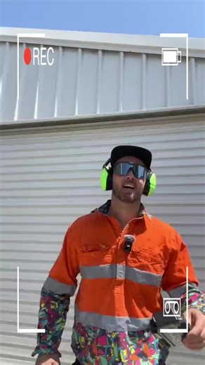 Are you cutting a lot of metal？ This metal cutting saw from Hikoki...