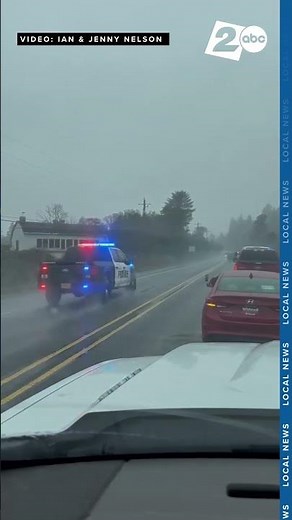 Wanted man speeds up Hwy 101 on Oregon coast, caught by construction workers after running from cops