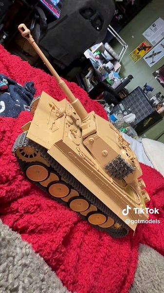 1/16 tiger 1. Waiting on paint but had to share this monster! #model #ww2 #scalemodel #tank