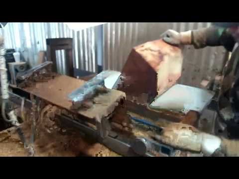 Bandsaw shingle carriage