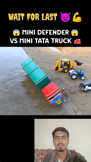 Mini Defender Vs Tata Truck Power 😱💪 #minitractor #rc #tochan #trendingshorts #defender
