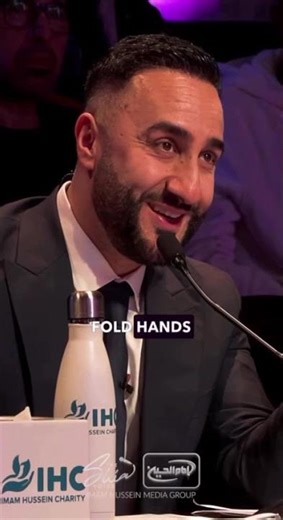 A single body-language slip can change your entire message.What’s the biggest speaking mistake?