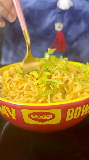 Spicy Garlic Maggi | Butter Garlic Maggi Recipe | Quick & Easy Maggi in 5 Minutes #garlicmaggi