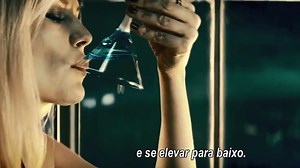 Mundos Opostos Trailer Legendado