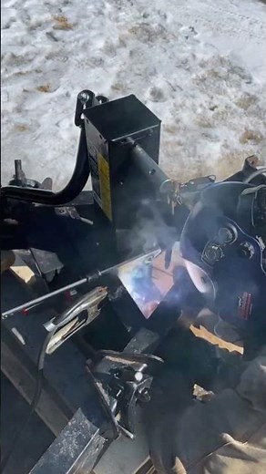 Welding On a Trailer Jack