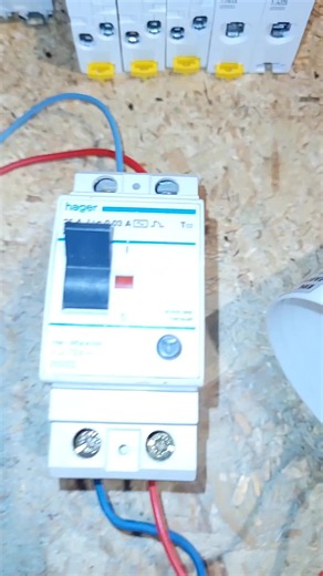 Interrupteur différentiel Hager 25A 30mA HS : test et panne