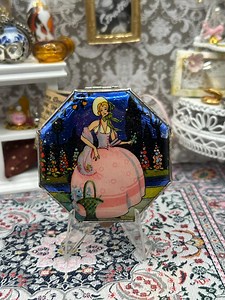 Gwenda Butterfly Wing Powder Compact Art Deco Lady Foiled Enamel Vintage Collectable