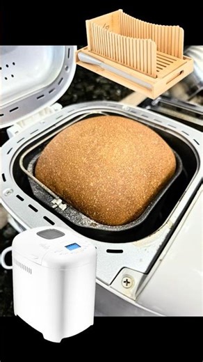 Homemade Bread with the Amazon Basics Bread Machine #baking #bread #breadmachine #breadslicer