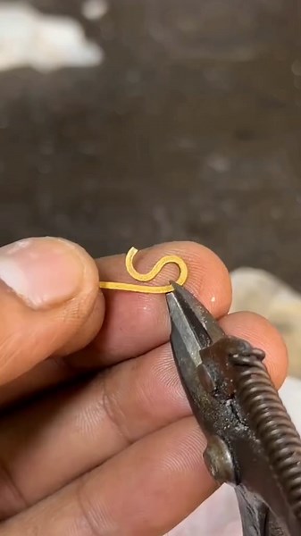 How to Make a Custom S Letter Gold Ring | Handmade Jewelry