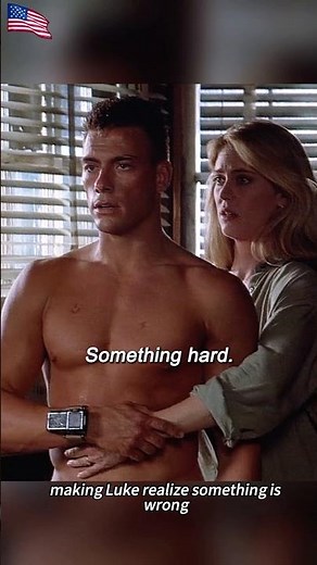 🔫🧬 Universal Soldier (1992) | A Soldier Discovers the Secret Tracking Device! 🚨⚡🏃‍♂️#movie