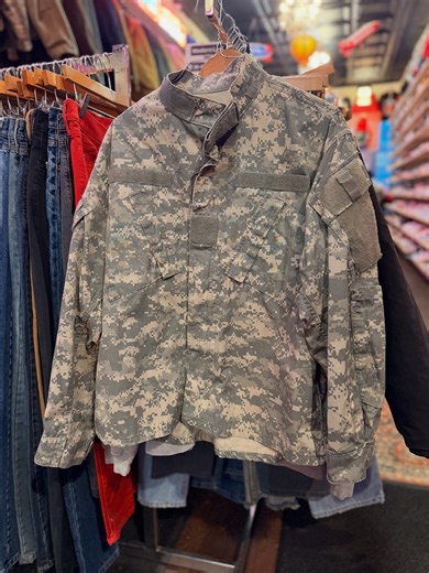 BUY • SELL • TRADE | Available at 11a U.S. Army Combat Uniform (ACU) jacket featuring the universal camouflage pattern. Size M • $20 | Instagram