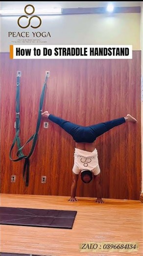 Straddle Handstand (Face to Wall). #handstandworkout