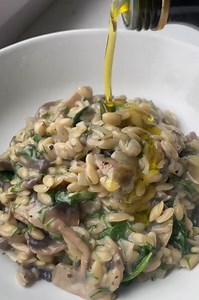 The comforting flavors of mushroom orzo