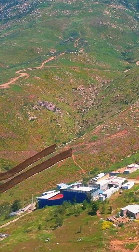 #tijuanaaaa #frontera #muro #murofronterizo #crucefronterizo