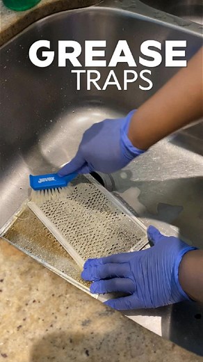 Kitchen Cleaning Tip for the Holidays✨ When’s the last time you tackled your range hood grease vent filters? If your kitchen has a lingering smell, these could be the culprit. I went the Dawn Powerwash route, but you can also toss them in the dishwasher, use a steam cleaner, a degreaser, or even opt for replacements. Just get it done, your kitchen will thank you – and so will your nose! 🧽🍽️ Comment ‘FILTER’ to shop the featured items! #kitchencleaning #cleaningtips #cleaninghacks #cleaninghowt