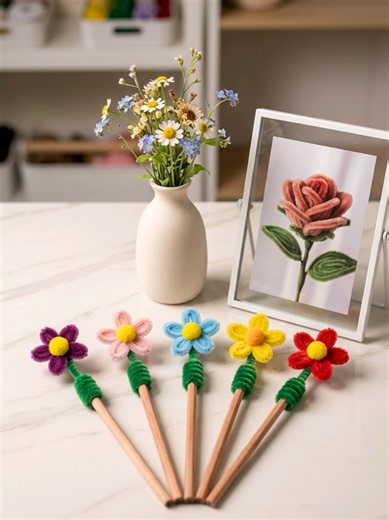 Easy Pipe Cleaner Flower Pencil Toppers DIY Craft Tutorial
