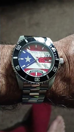Invicta pro diver (mod.49611)with Puerto Rican flag.