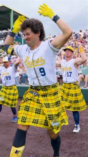 double dutch bus 🚌🚌 it's just us in kits dance trend challenge 🔥🔥