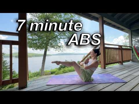 7 minute everyday ballet core workout | stay fit on vacation!