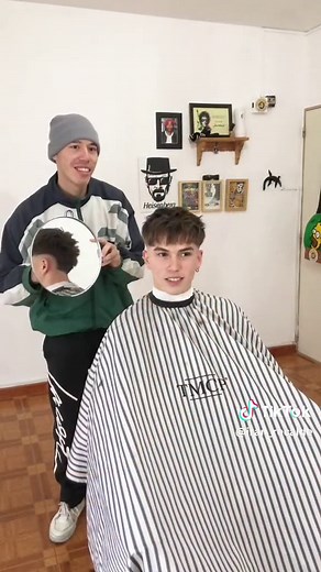 High Mohawk Fade 💈 ft @Massipomponio #cortedepelo #mohawkfade #barberiaencasa #parati