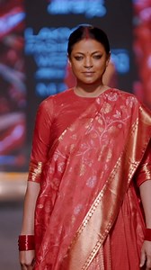 Gaurang at Lakmé Fashion Week in partnership with FDCI. Gaurang’s collection combined the magnificence of handwoven textiles and handcrafted textiles, which included a distinctive line-up of gorgeous handwoven garments. Rich, traditional weaves like Kanjeevaram, Paithan, Banaras, Kota, Uppada, Khadi, and Muslin were fused with complex Gara, Kasuti, Aari, Chikan, and Kutch embroidery, in this most sustainable collection to date. Furthermore, these dynamic crafts had been balanced with surface tex