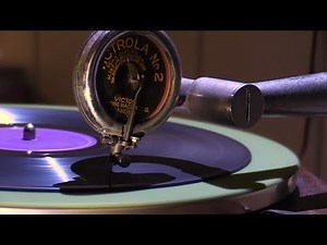 Trying out a 1919 Victor Victrola, VV-VI