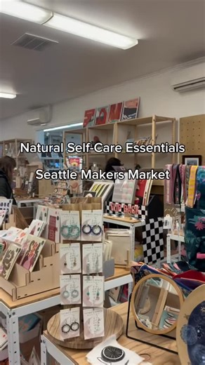 Simple, plant-based self-care made in small batches. Explore candles, handcrafted soaps, and everyday essentials from @thehappyevergreen — thoughtfully designed with ingredient integrity and gentle use in mind. Visit our shop to check out these works along with 120 other makers | Big Whale Consignment