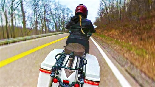 Harley-Davidson Road Glide Exhaust ASMR