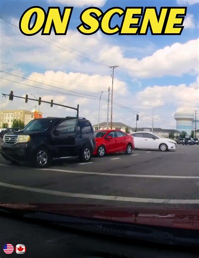 Both Car Drivers Should've Paused Longer | MegaDrivingSchool