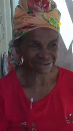 🌀 Jamaïque — 30 oct. 2025 L’ouragan Melissa a frappé de plein fouet l’ouest de la Jamaïque. 🇯🇲 28 morts confirmés par les autorités, des dizaines d’autres victimes dans la Caraïbe. Pannes massives, routes coupées, zones encore isolées. 💧🚑 L’aide humanitaire est vitale : eau, nourriture, abris, soins, rétablir les communications. 🔁 Rappel : Melissa est le plus puissant ouragan à toucher la Jamaïque depuis 1988. #Jamaïque #OuraganMelissa #info #AideHumanitaire #Solidarité #caraibes | Martini