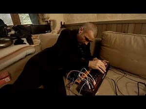 Noisevember #13 - Behringer Neutron & Crave