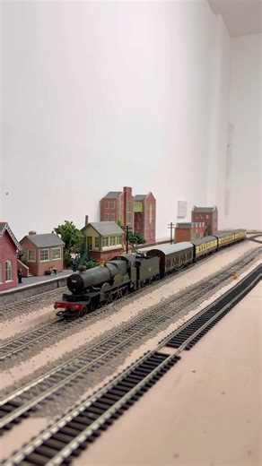 00 Gauge | 7005 Sir Edward Elgar | Hornby Steam Train | #steam #train #railway #shorts #steamtrain