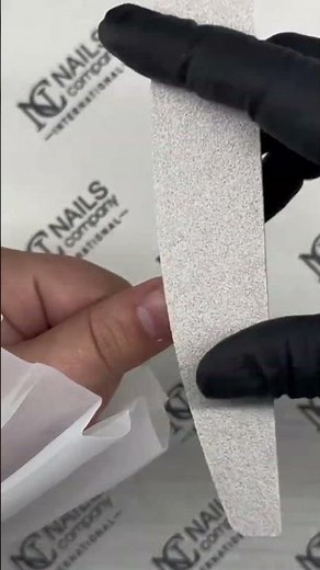 Comment coller des faux ongles avec la Base Repair ? #capsulesamericaines #gelx #tutoriel #nails