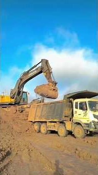 Excavator Loading Like a Pro 🚜 | Heavy Equipment at Work | 4K Construction Site