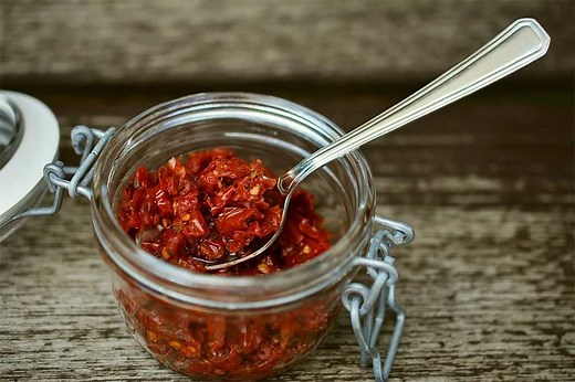 Chili Paste Substitute: Our Chef Answers Your Questions