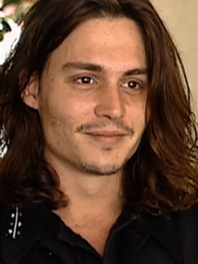 Johnny Depp's Cigarette Moments