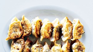You're Throwing a Dumpling Party This Weekend