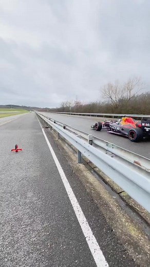 102K views · 465 reactions | Drone vs F1 | WORLD CameraPeople | Facebook