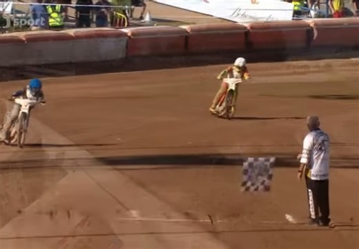 Paco Castagna Racing #411 on Reels