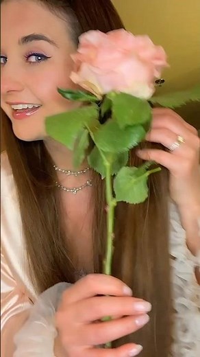 Gentle touch of rose with my #longhair #goodnight #ingashasmr❤️