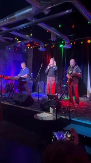Gt and Kira making musical magic for us at Blues Katz !!!! Join us next week and see them for 2 gigs coming up next week!!! | Ronarae Adams