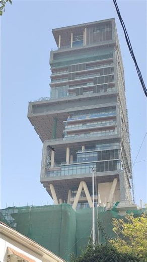 Mukesh Ambani house antilia 💰💵#mumbai #youtubeshorts #shortvideo