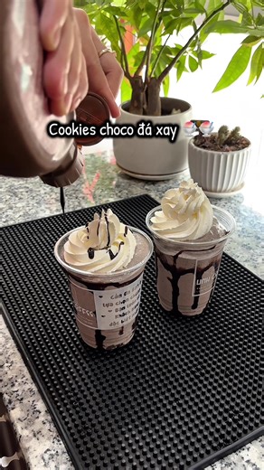 Delicious Cookie Choco Ice Blended Recipe